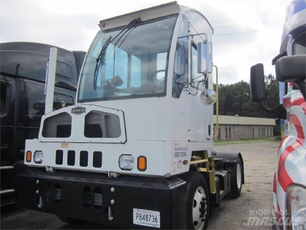 Autocar ACTT42 Терминальные тягачи