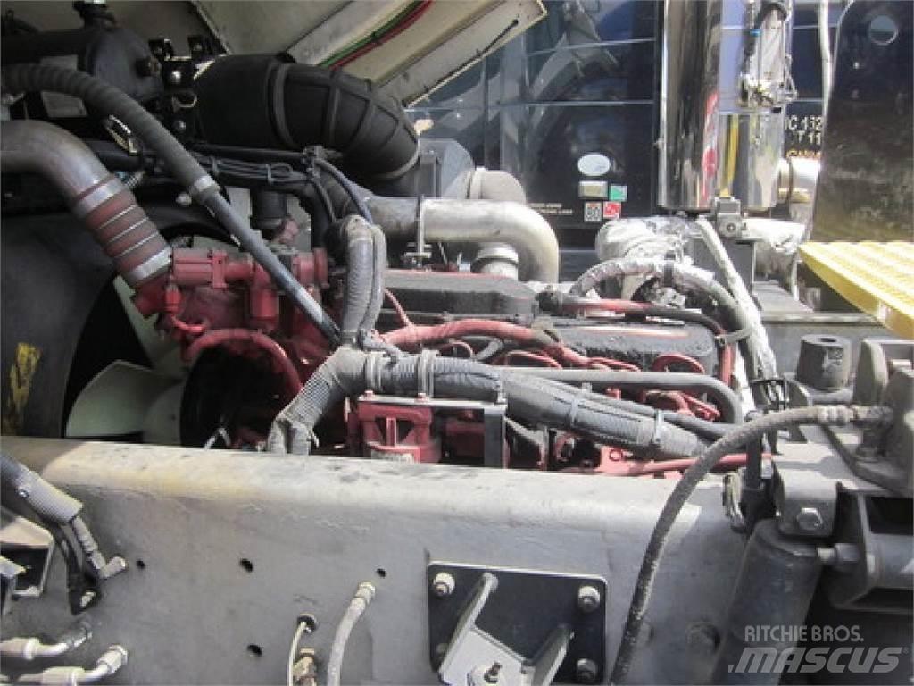 Autocar ACTT42 Терминальные тягачи