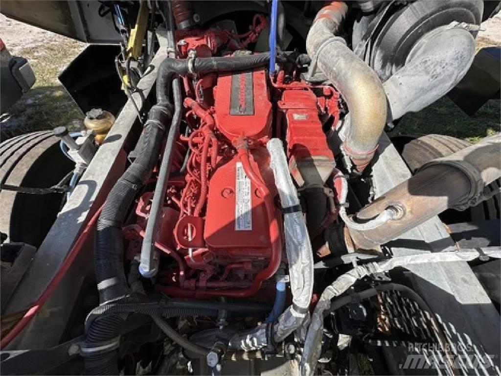 Autocar ACTT42 Терминальные тягачи