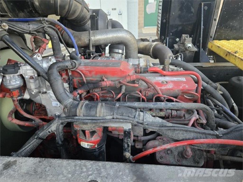 Autocar ACTT64 Терминальные тягачи