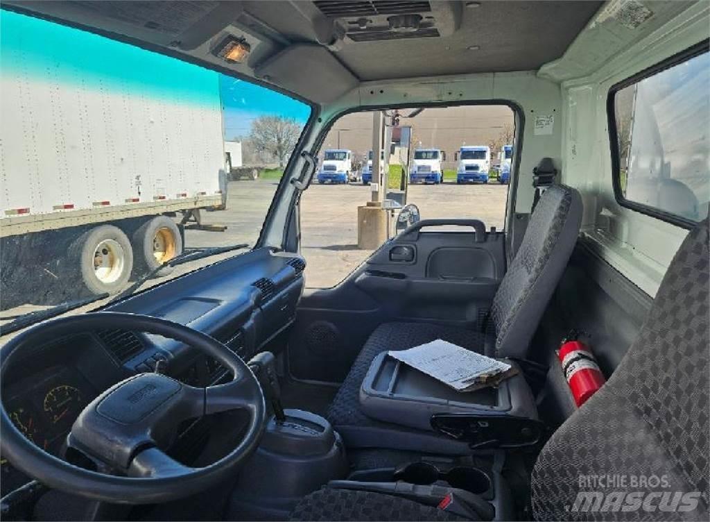 Chevrolet W4500 Грузовики-Фургоны