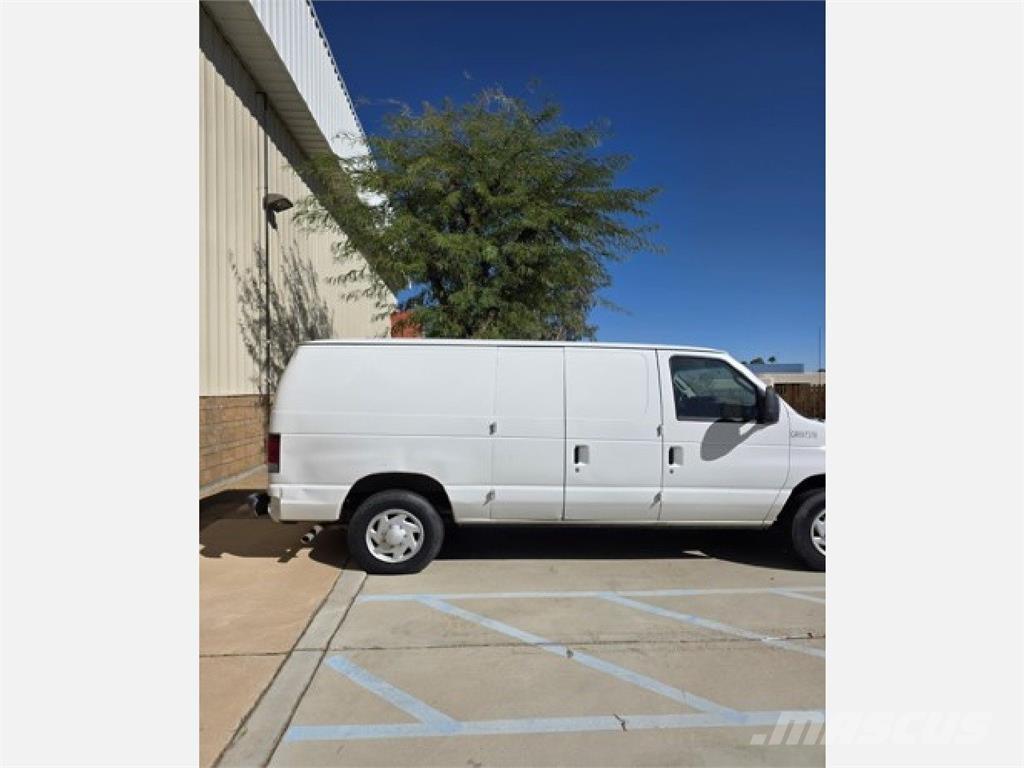 Ford E150 Изотермический фургон