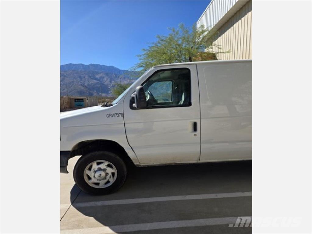 Ford E150 Изотермический фургон