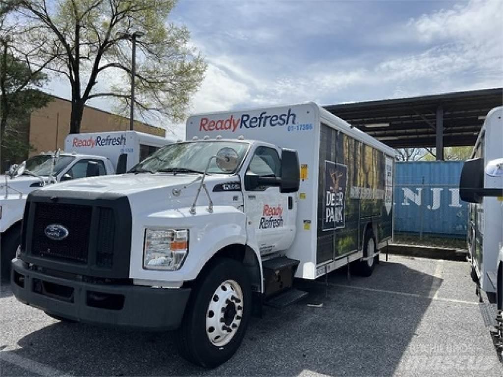 Ford F650 Грузовики для доставки напитков