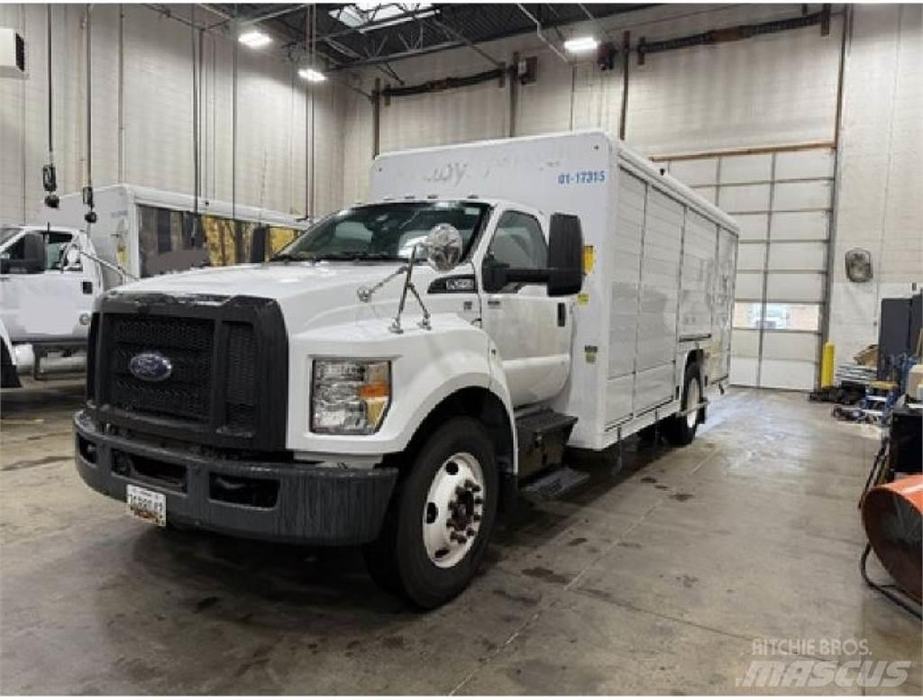Ford F650 Грузовики для доставки напитков