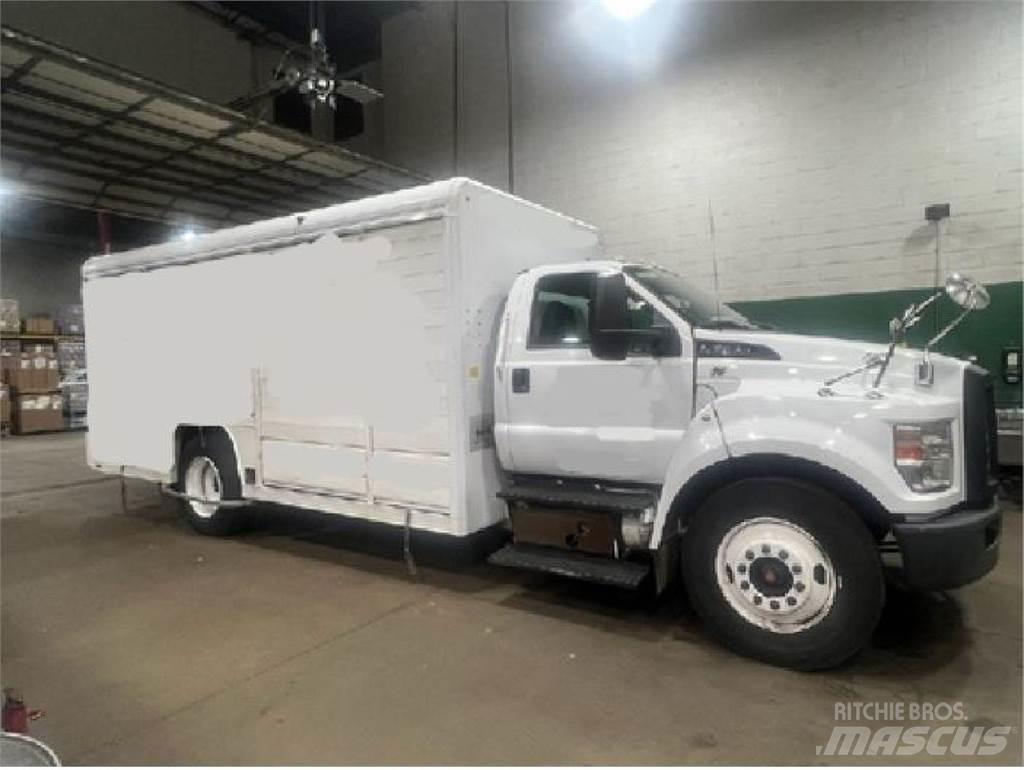 Ford F650 Грузовики для доставки напитков