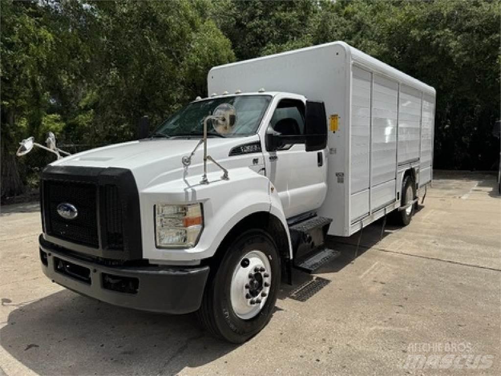 Ford F650 Грузовики для доставки напитков