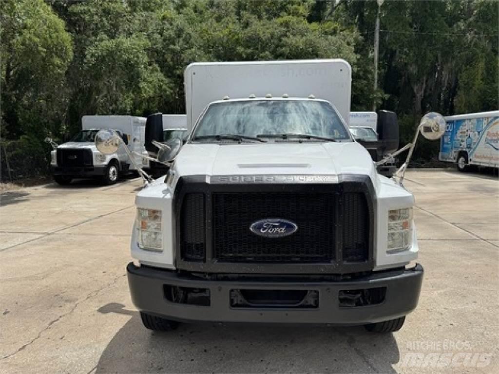 Ford F650 Грузовики для доставки напитков