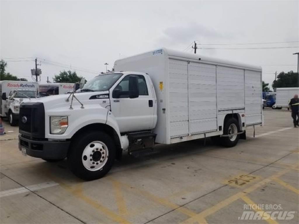 Ford F650 Грузовики для доставки напитков