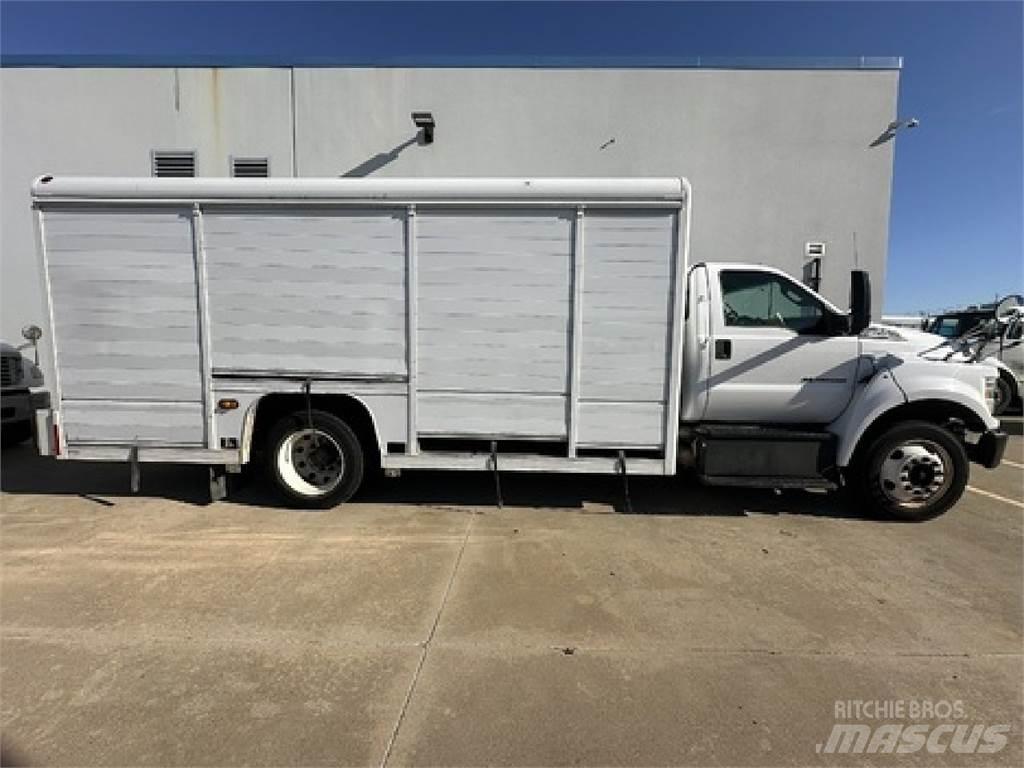 Ford F650 Грузовики для доставки напитков