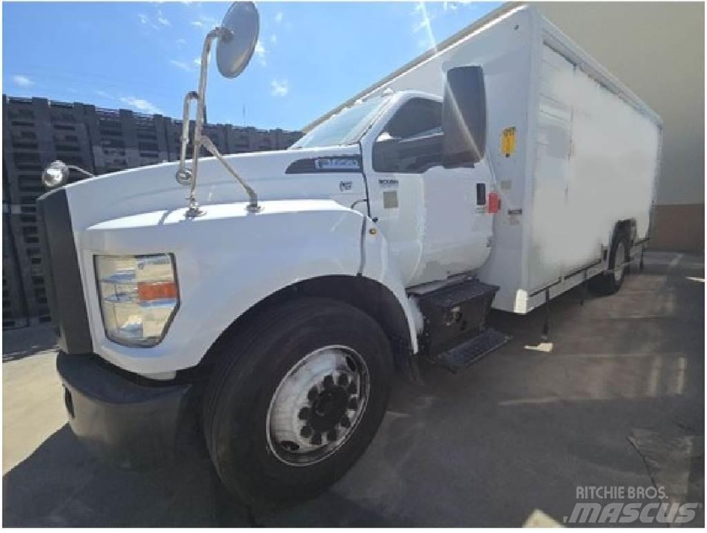 Ford F650 Грузовики для доставки напитков