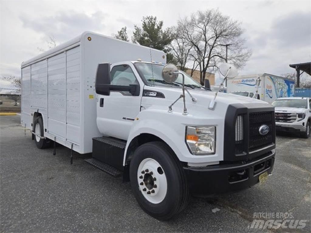 Ford F650 Грузовики для доставки напитков