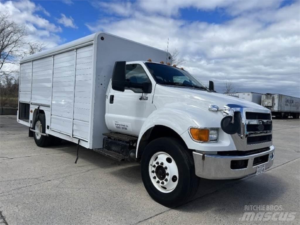 Ford F750 Грузовики для доставки напитков