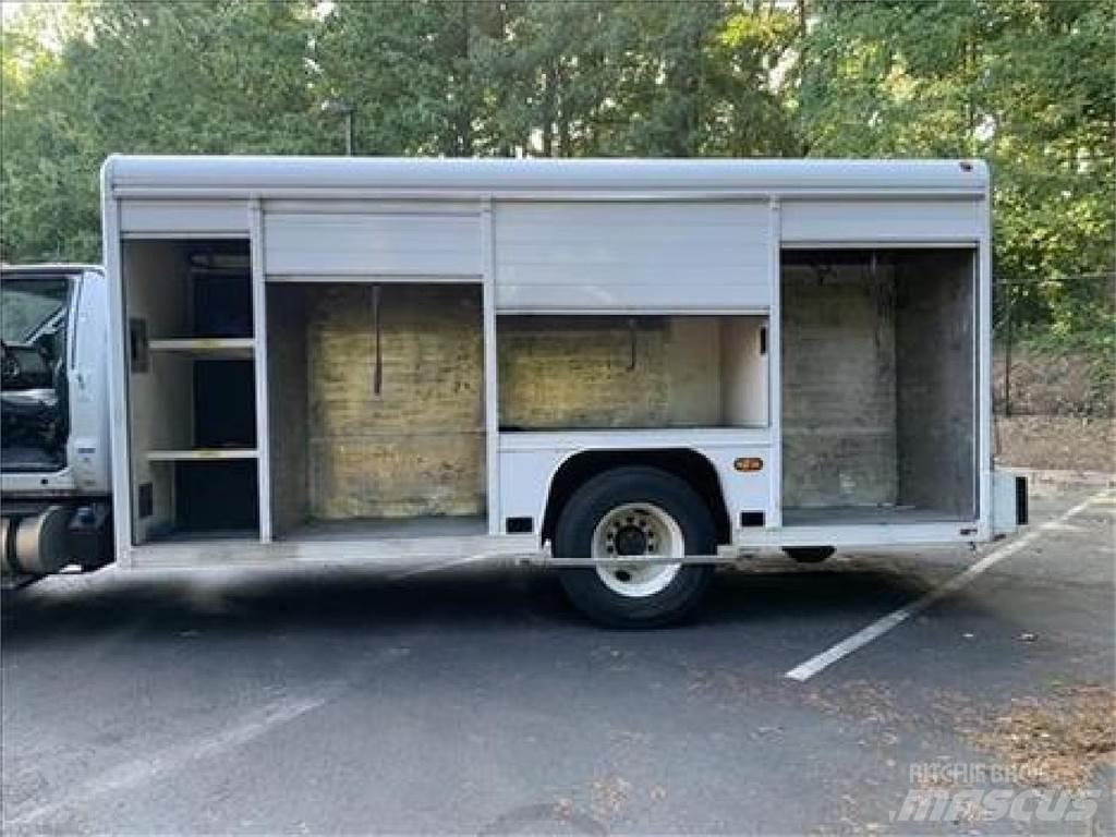 Ford F750 Грузовики для доставки напитков