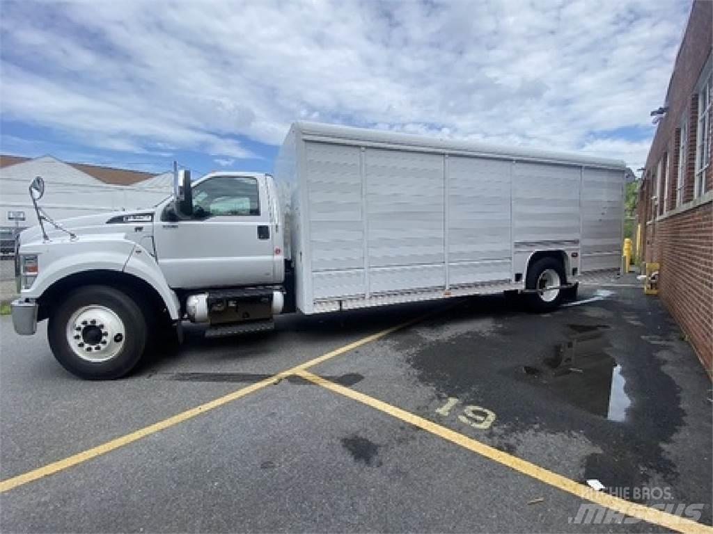 Ford F750 Грузовики для доставки напитков