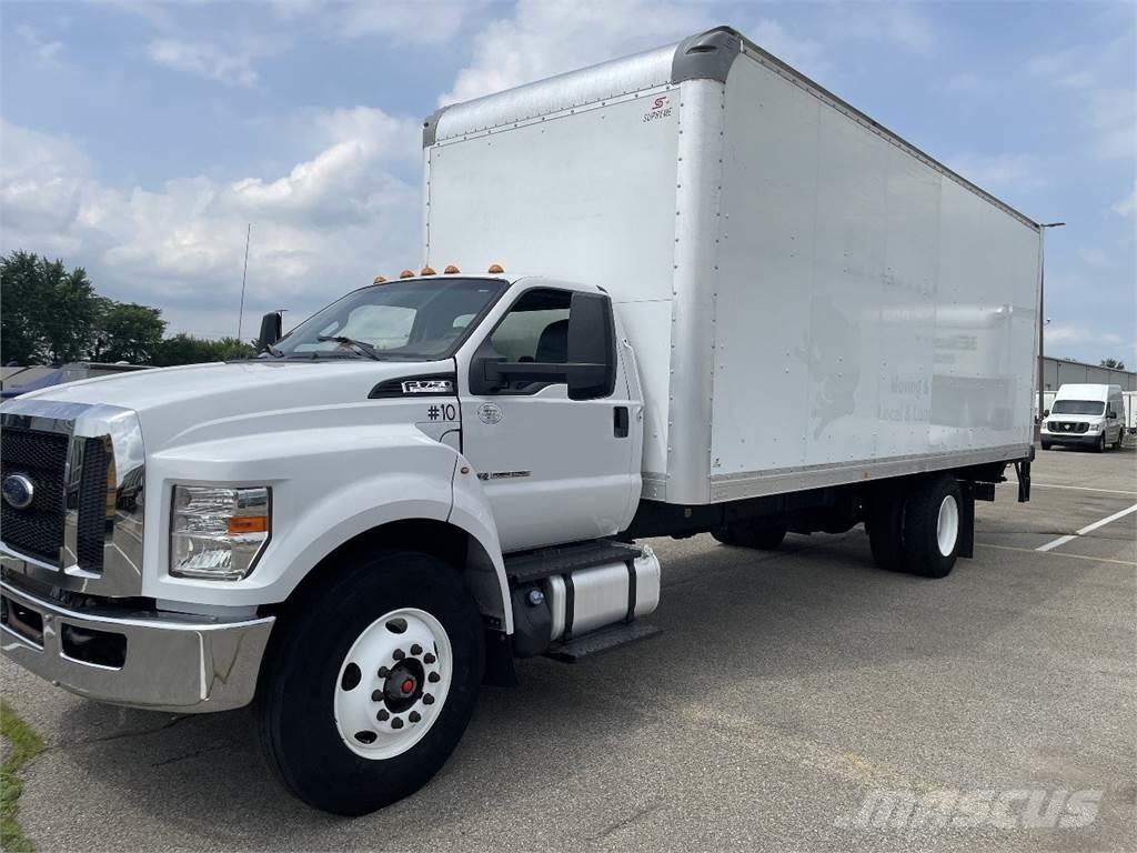 Ford F750 Грузовики-Фургоны