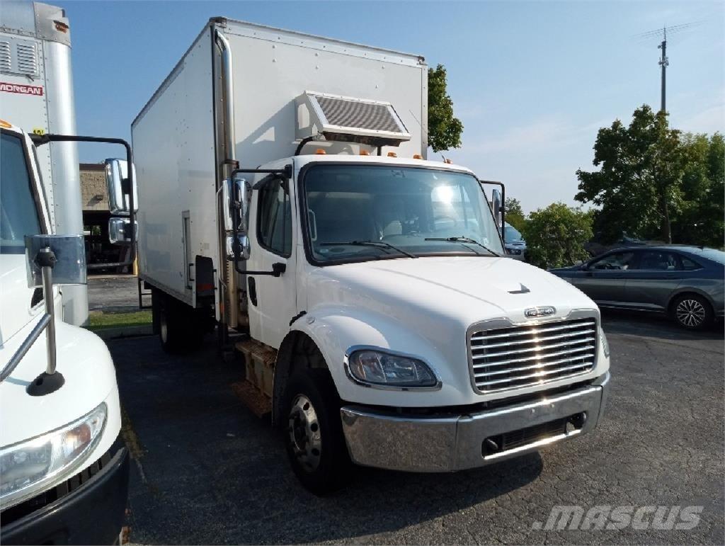 Freightliner M2-106 Грузовики-Фургоны