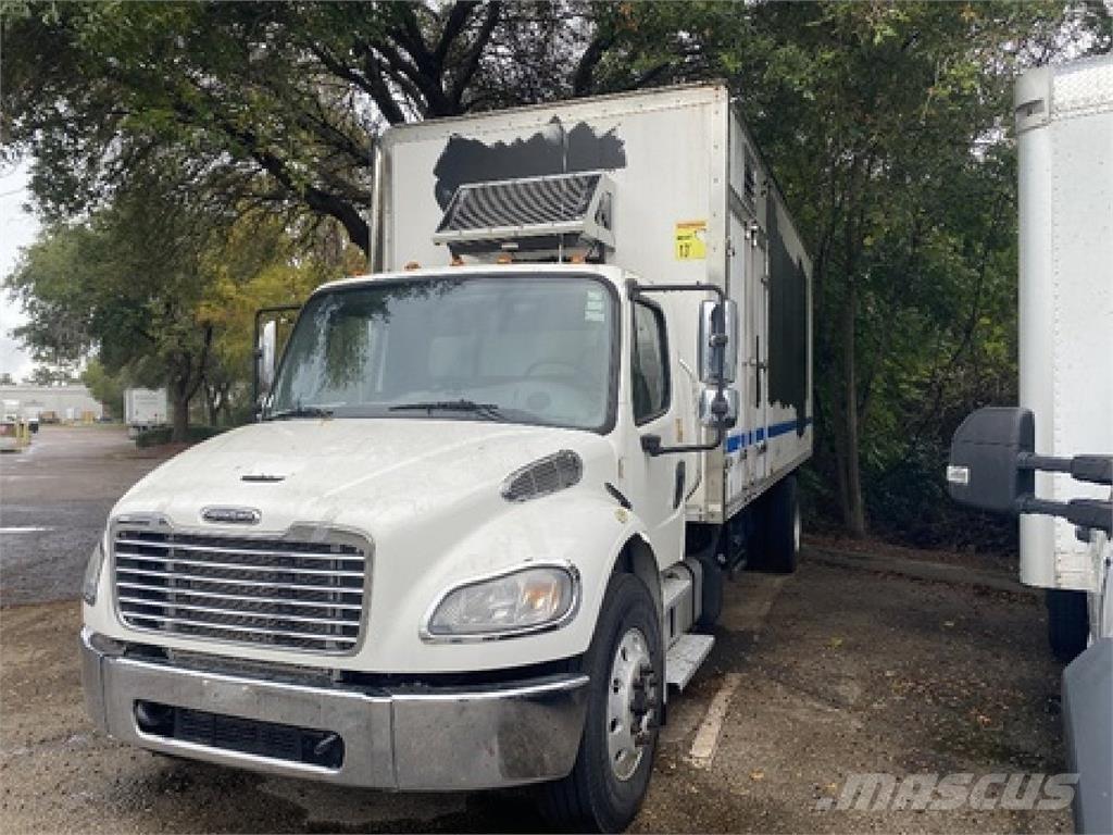 Freightliner M2-106 Грузовики-Фургоны