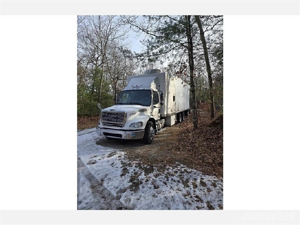 Freightliner M2-112 Грузовики-Фургоны