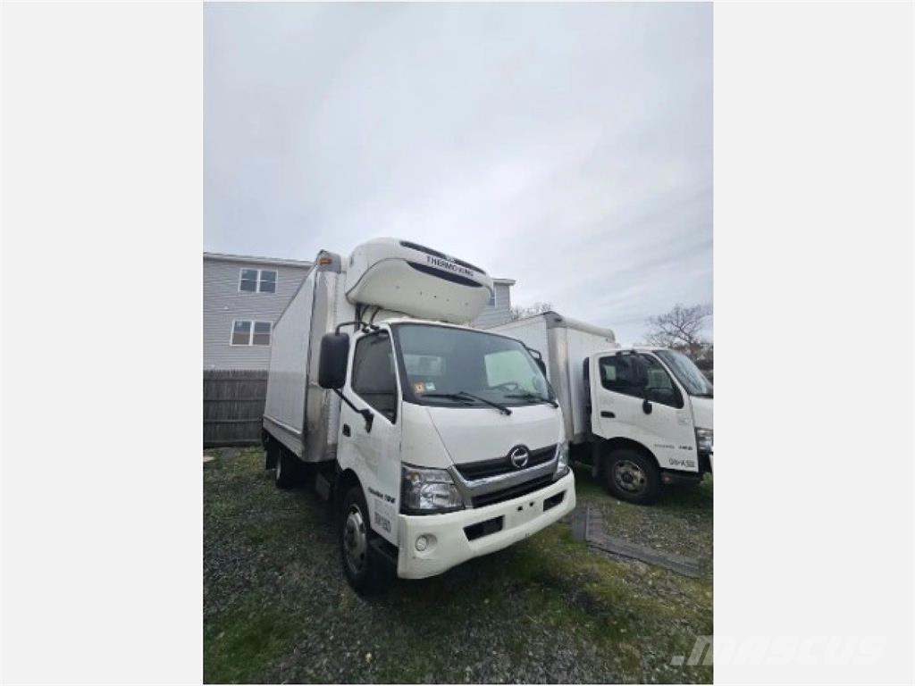Hino 195 Грузовики-Рефрижераторы