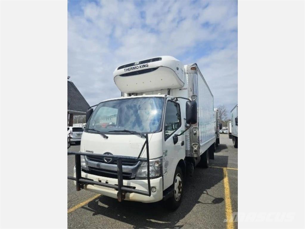 Hino 195 Грузовики-Рефрижераторы