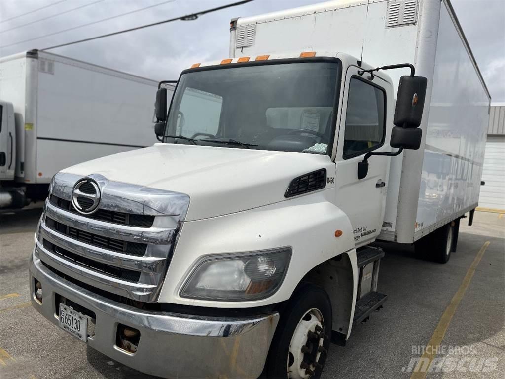 Hino 258 Грузовики-Фургоны