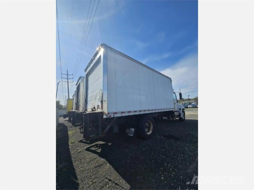 Hino 268 Грузовики-Рефрижераторы