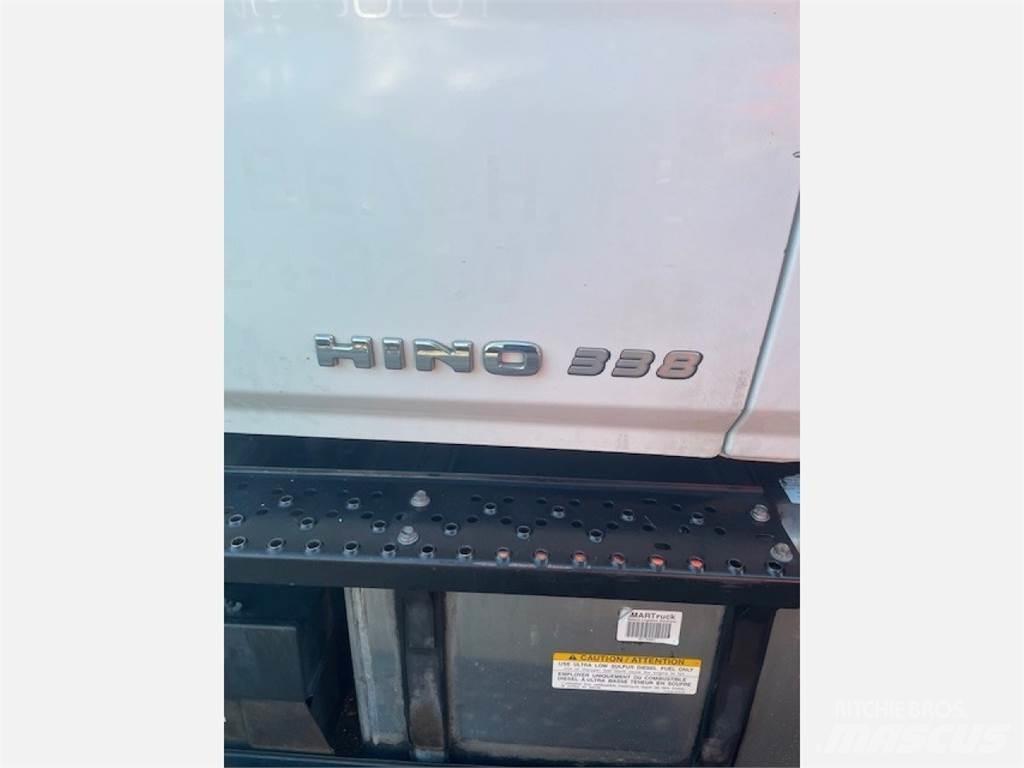 Hino 338 Грузовики-платформы/боковая разгрузка