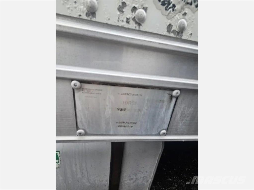 Hino 338 Грузовики-Рефрижераторы