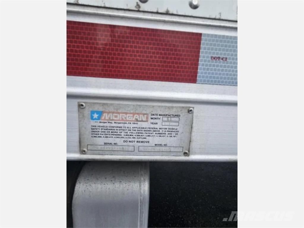 Hino 338 Грузовики-Рефрижераторы