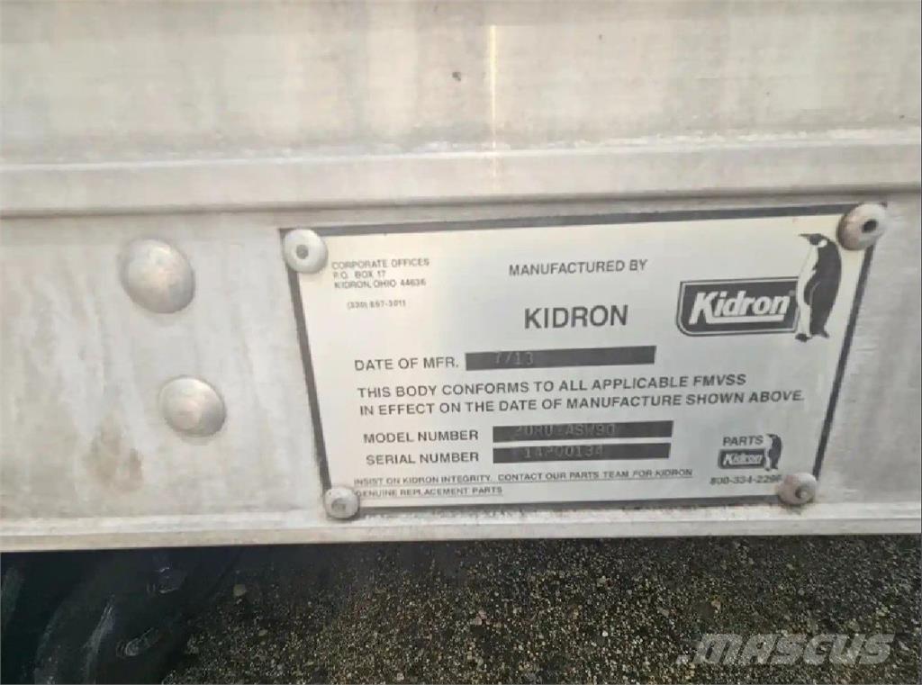 Hino 338 Грузовики-Рефрижераторы