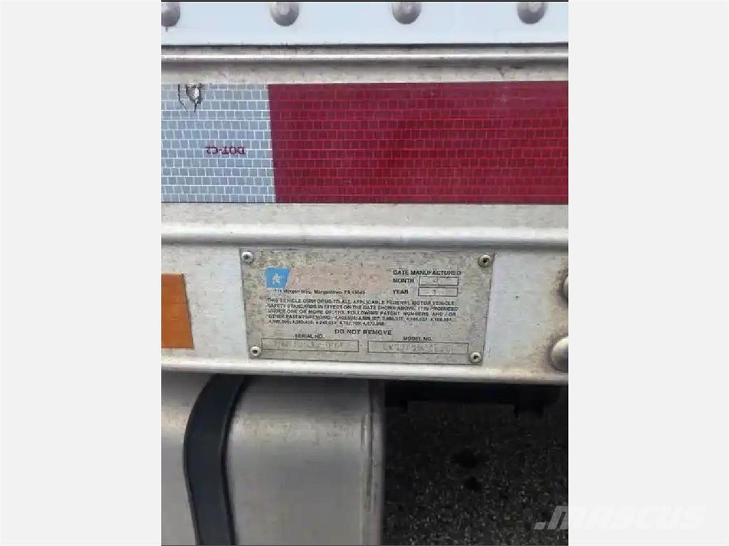 Hino 338 Грузовики-Фургоны