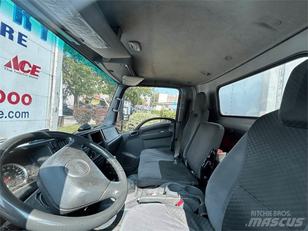 Isuzu NQR Грузовики-Рефрижераторы