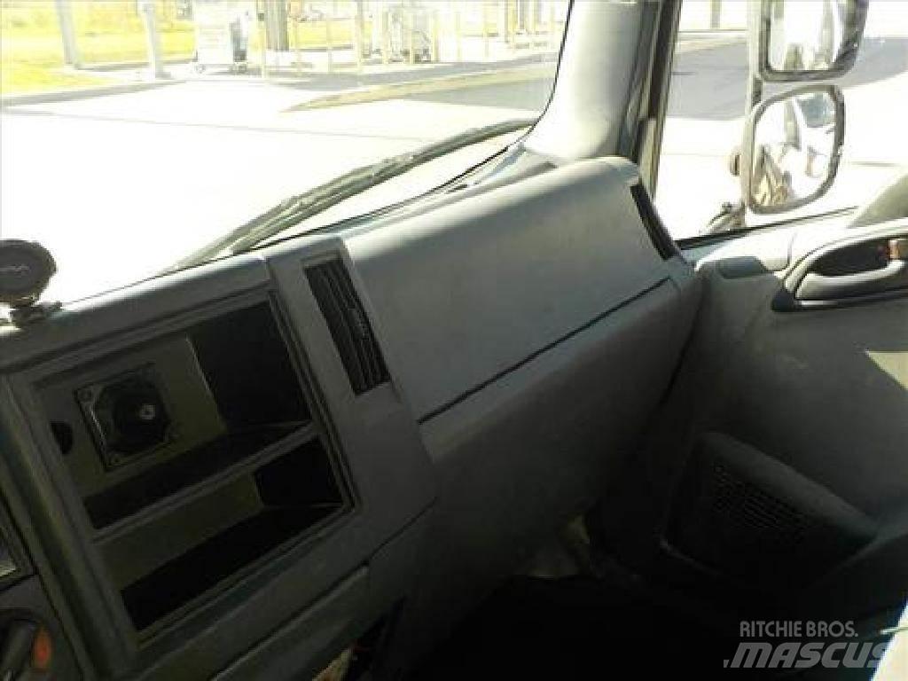 Isuzu NRR Грузовики для доставки напитков