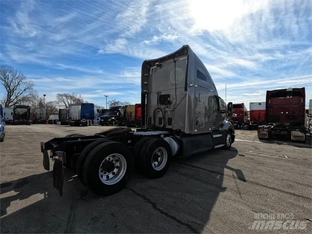 Kenworth T680 Седельные тягачи