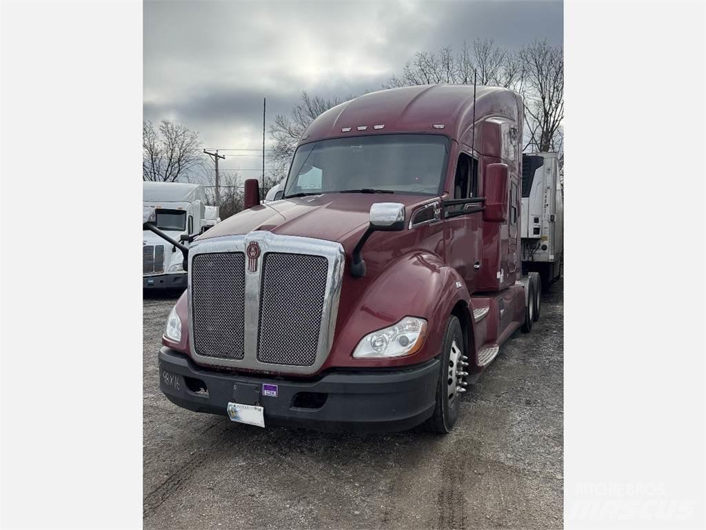 Kenworth T680 Седельные тягачи