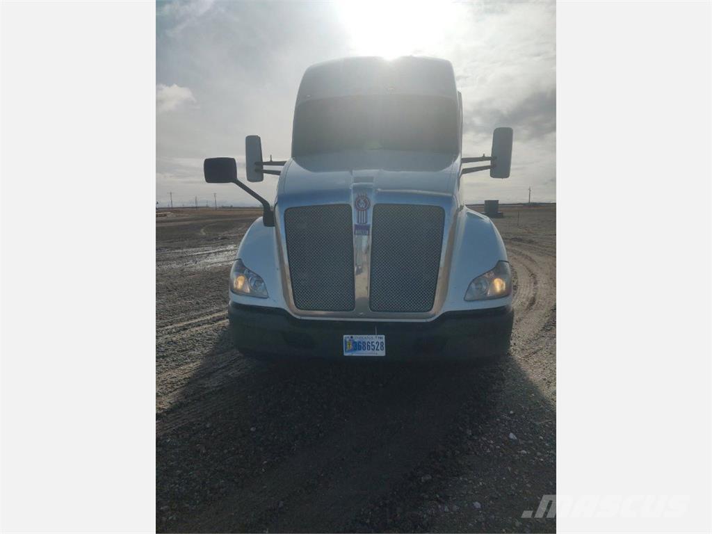 Kenworth T680 Седельные тягачи