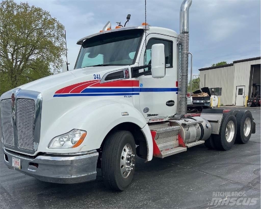 Kenworth T680 Седельные тягачи