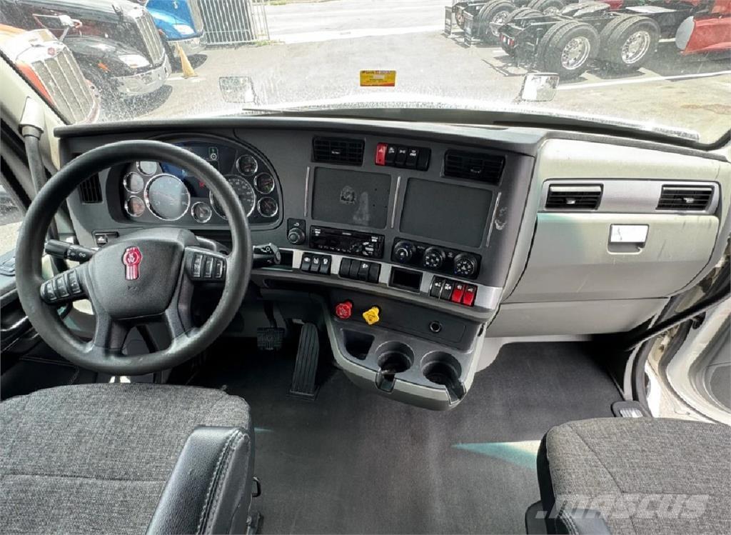 Kenworth T680 Седельные тягачи