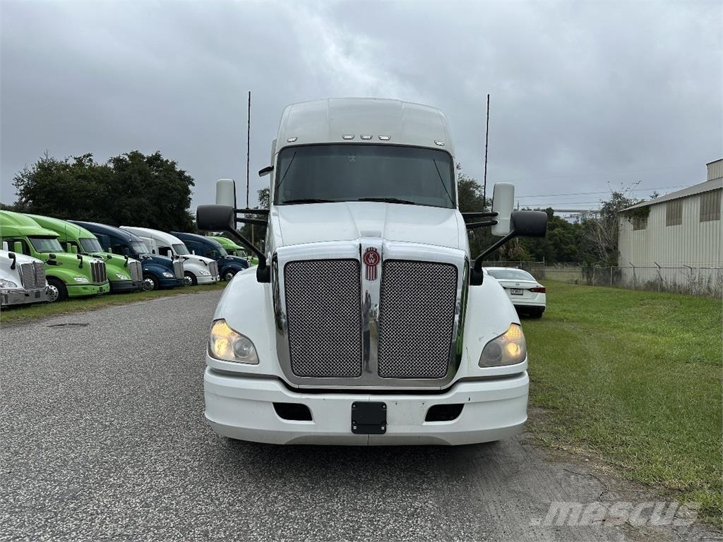 Kenworth T680 Седельные тягачи