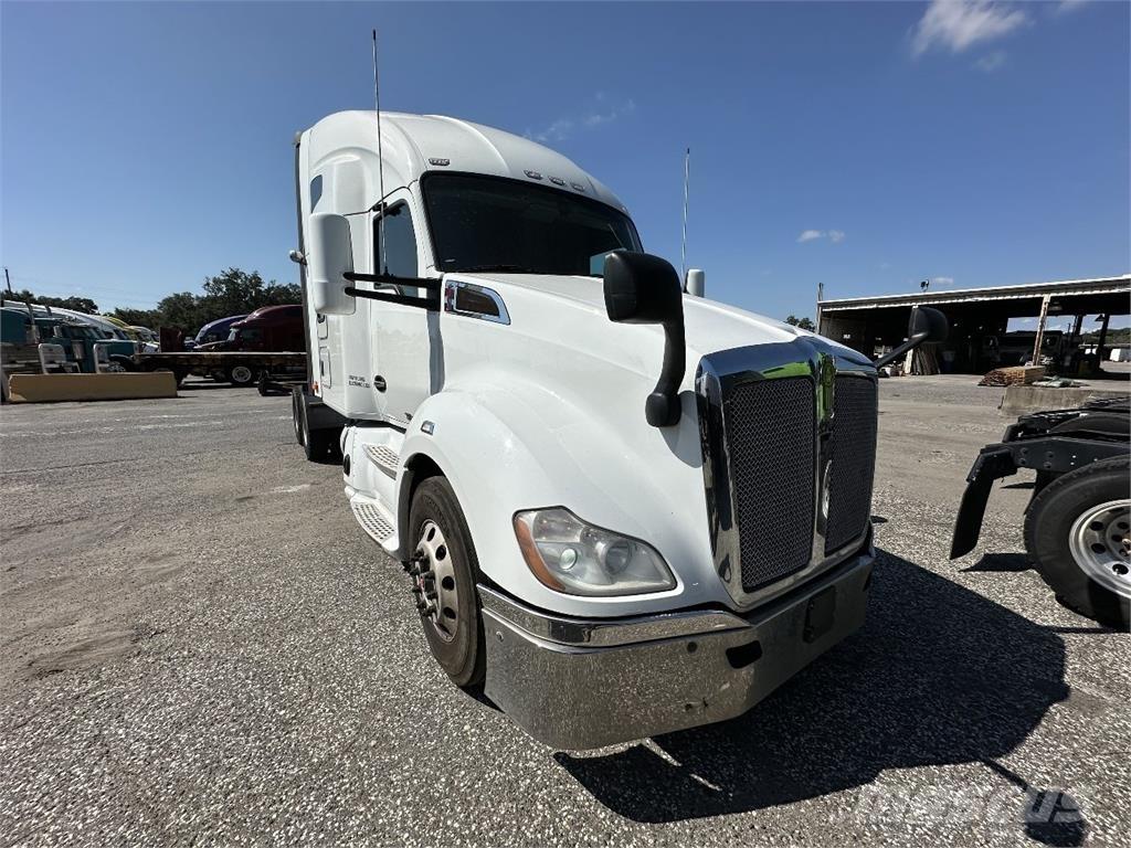 Kenworth T680 Седельные тягачи