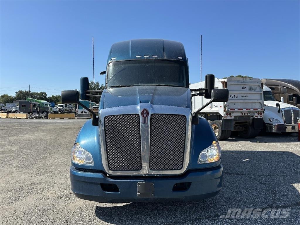 Kenworth T680 Седельные тягачи