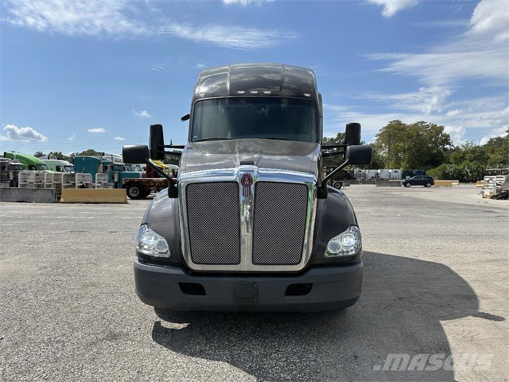 Kenworth T680 Седельные тягачи