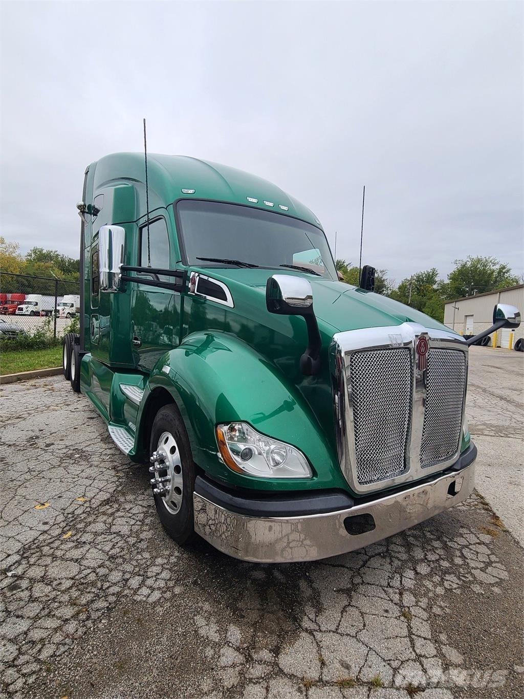 Kenworth T680 Седельные тягачи