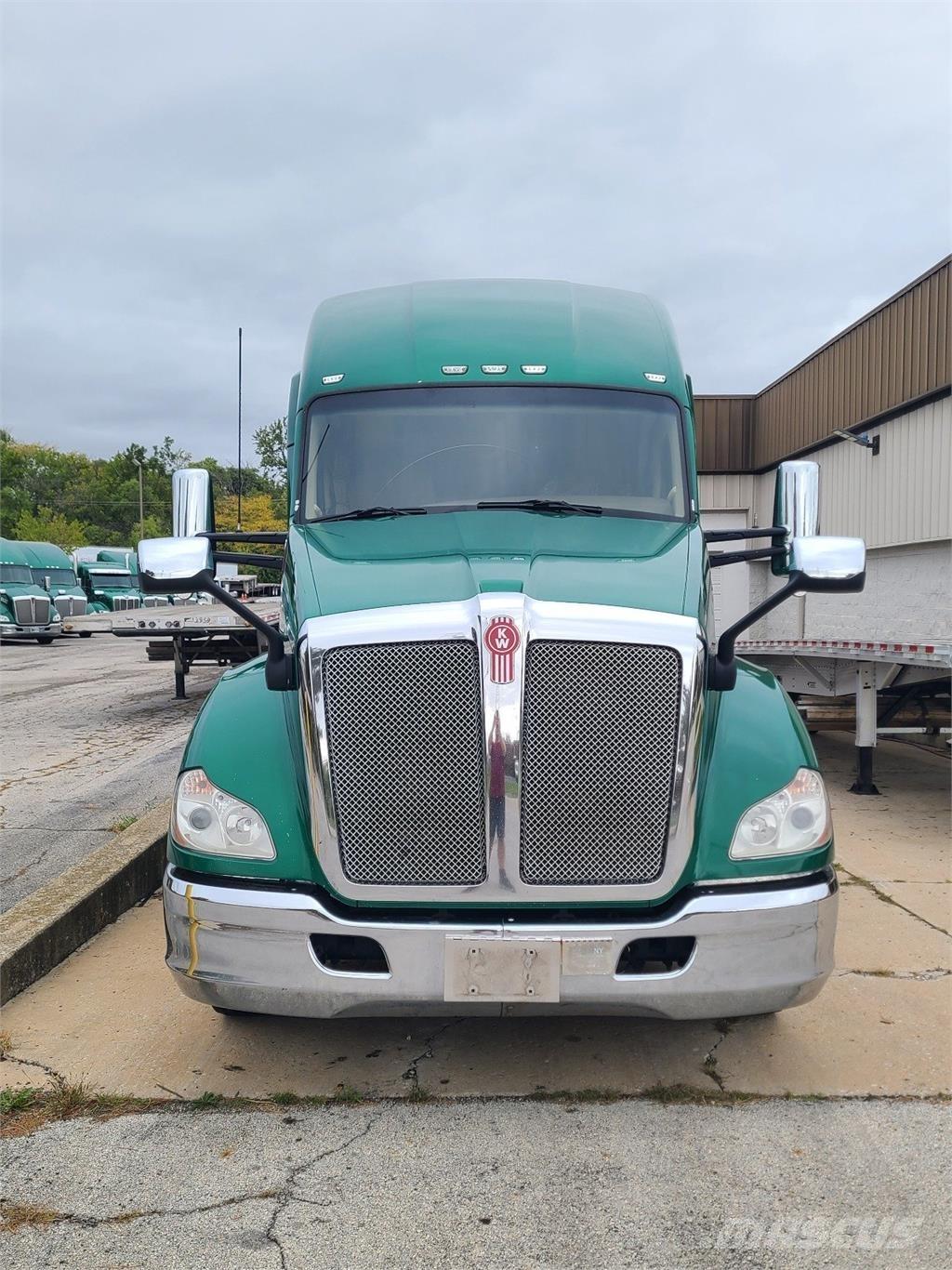 Kenworth T680 Седельные тягачи