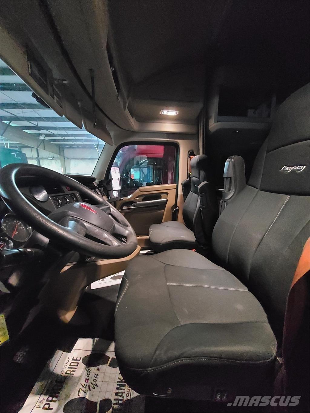 Kenworth T680 Седельные тягачи