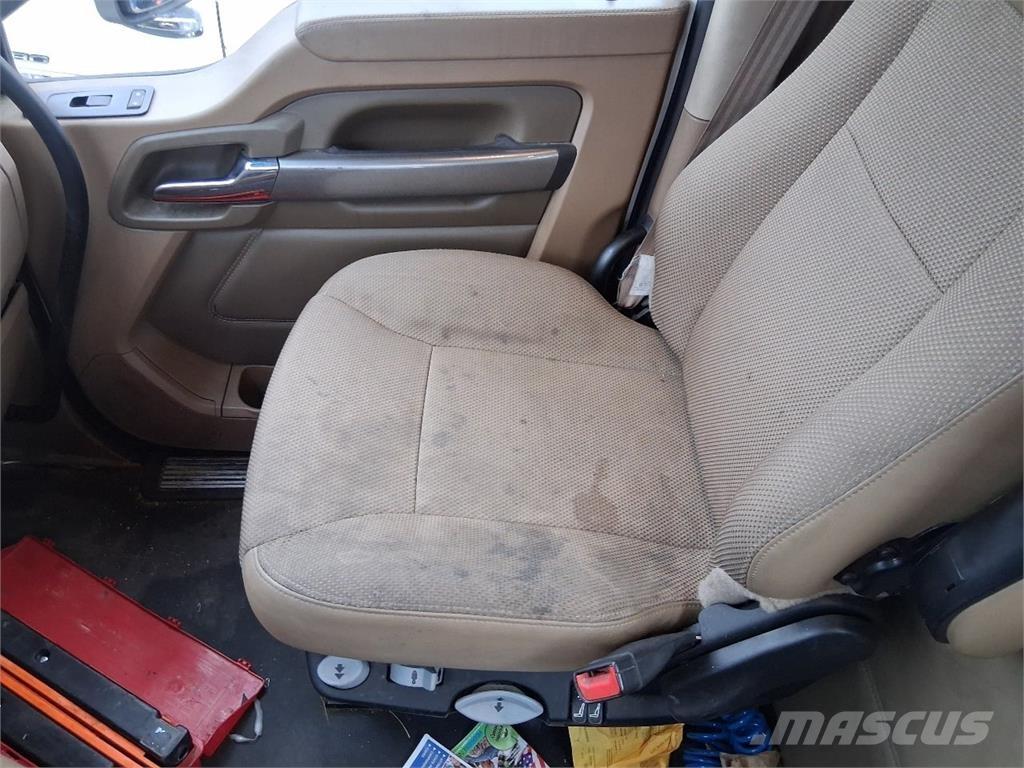 Kenworth T680 Седельные тягачи