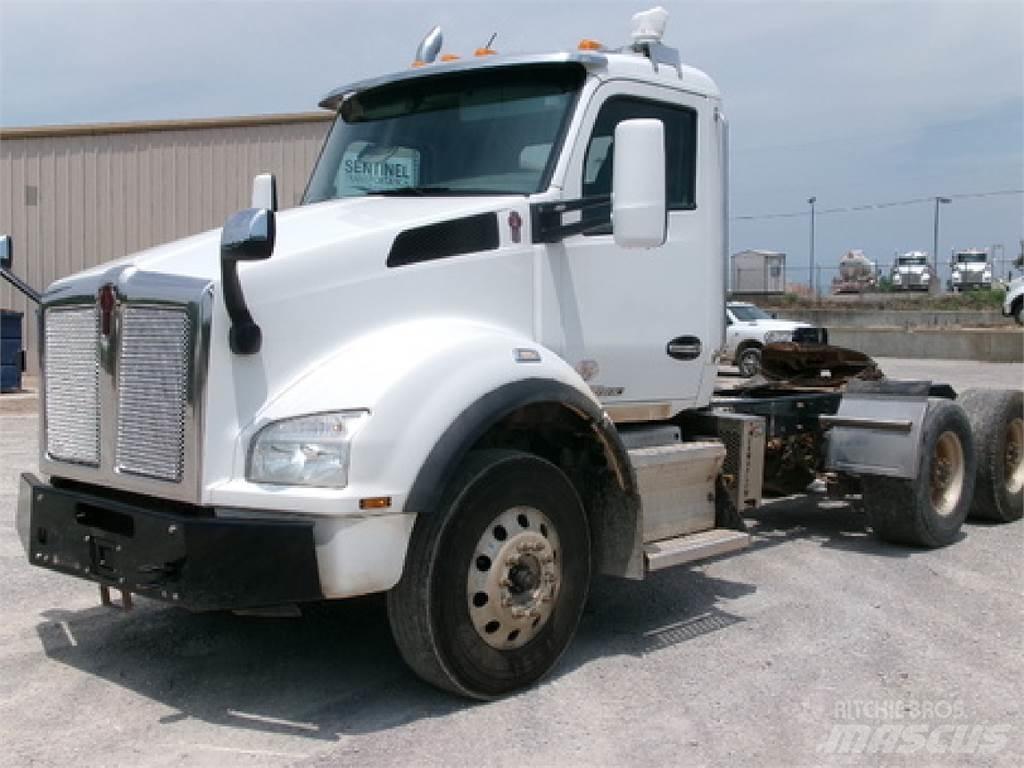 Kenworth T880 Седельные тягачи