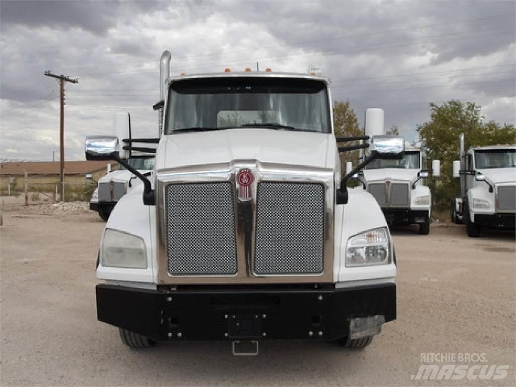 Kenworth T880 Седельные тягачи