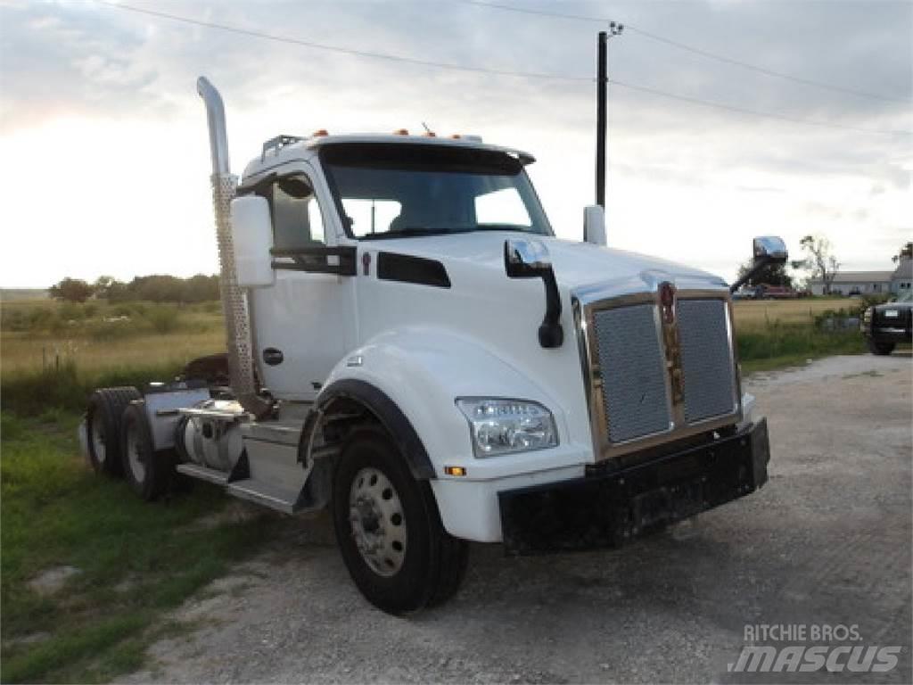 Kenworth T880 Седельные тягачи